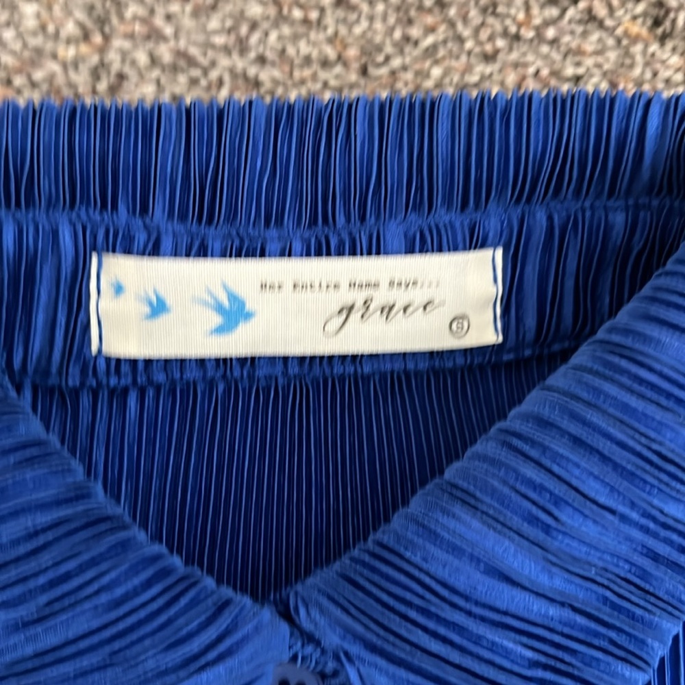 Blue Button Down - Picture 2 of 3